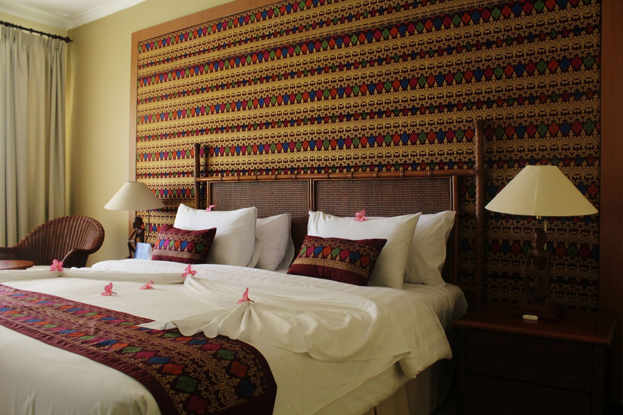 Mangsit Suites By Holiday Resort Lombok Exterior foto